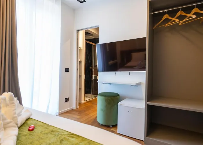 B&z Luxury Bed and Breakfast 4*