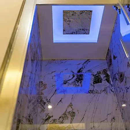 B&z Luxury בארי