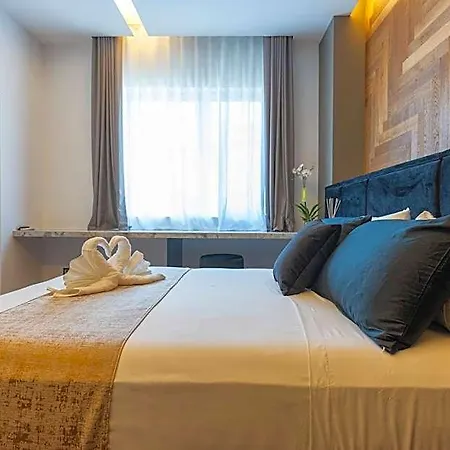 B&z Luxury 4* בארי