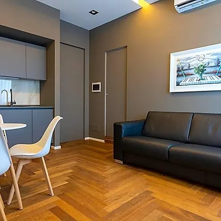 לינה וארוחת בוקר B&z Luxury 4*